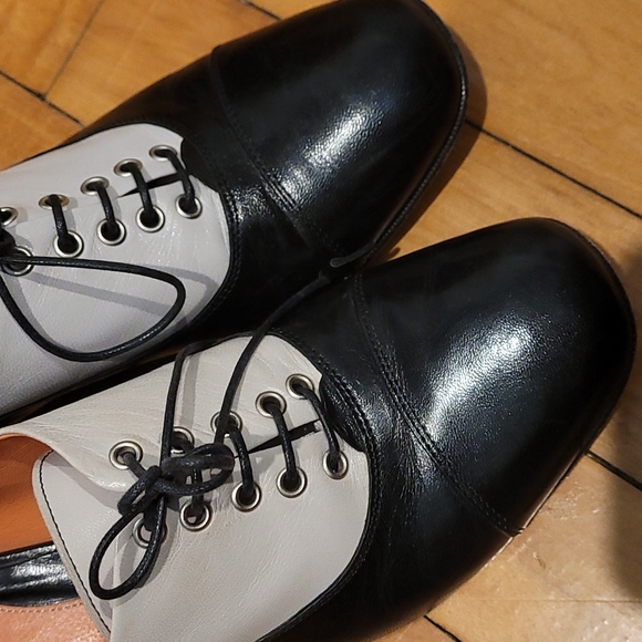 Vero Cuoio To & Co stunning vintage style leather two tones, Beautiful Condition - Picture 3 of 16